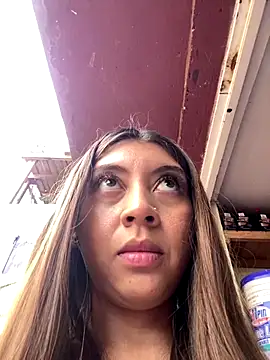 Sara-cooper2 online show from 10/30/25, 02:04