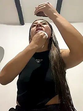 Sara-cooper2 online show from 10/29/25, 01:10