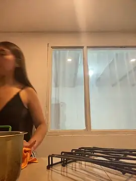 Sara-cooper2 online show from 09/17/25, 03:03