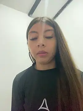 Sara-cooper2 online show from 02/04/26, 11:11