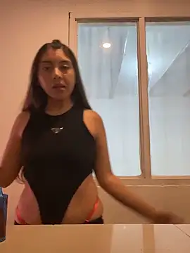 Sara-cooper2 online show from 09/20/25, 08:03