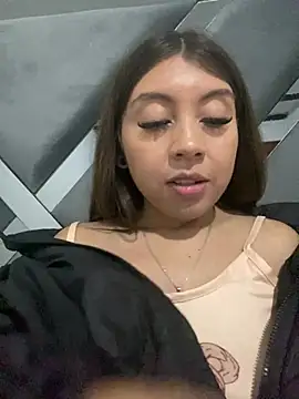 Sara-cooper2 online show from 03/25/26, 03:06