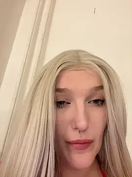 lovecassyrose online show from 10/25/25, 04:18