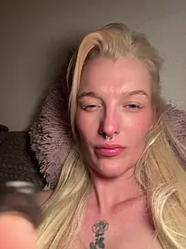 lovecassyrose online show from 02/16/26, 09:34