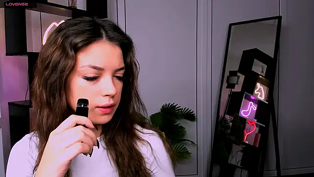 Snapshot of rose_style chatting on 11/12/25, 05:55 rose style online show from 11/12/25, 05:55