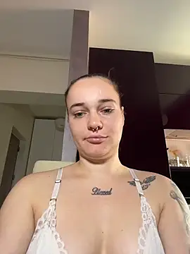 Baby Eva23 online show from 05/18/26, 12:10