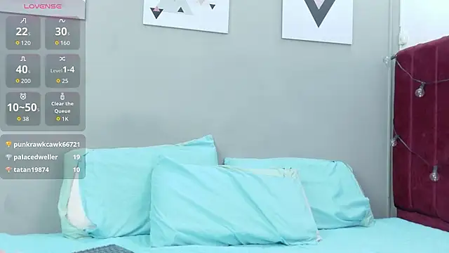 Snapshot of shyblacksweetiee chatting on 03/03/26, 05:03 shyblacksweetiee online show from 03/03/26, 05:03