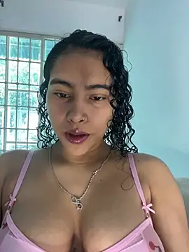 SophieD online show from 03/19/26, 01:33