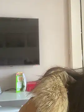 Mier-cn online show from 12/23/25, 06:02