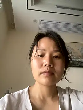 Snapshot of Mier-cn chatting on 09/17/25, 11:40 Mier-cn online show from 09/17/25, 11:40