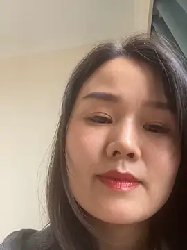 Snapshot of Mier-cn chatting on 11/23/25, 05:28 Mier-cn online show from 11/23/25, 05:28