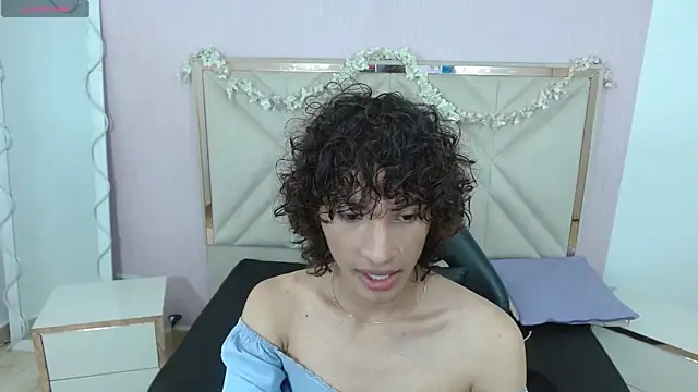 Chipi tay online show from 11/28/25, 07:03