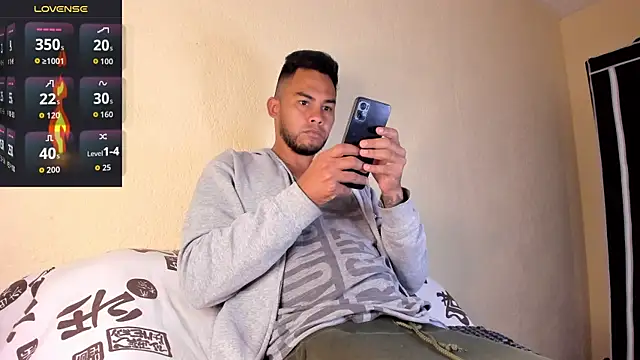 kaifas dirty online show from 12/19/25, 11:34