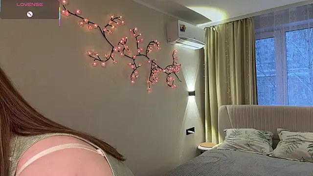 NguyetHankey online show from 01/09/26, 06:09