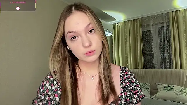 NguyetHankey online show from 01/15/26, 04:05