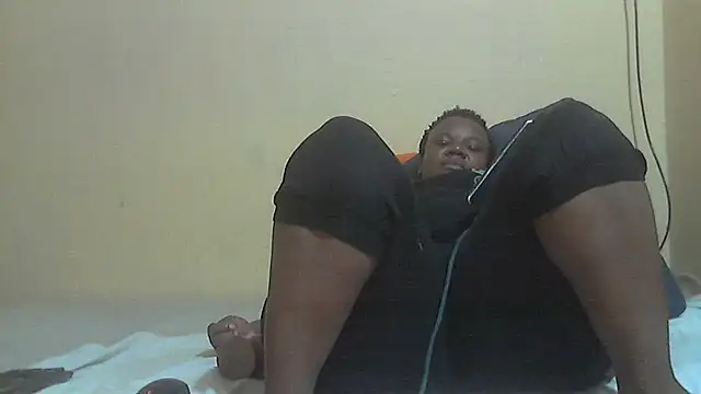 AnnabigpussyXO online show from 01/12/26, 07:53