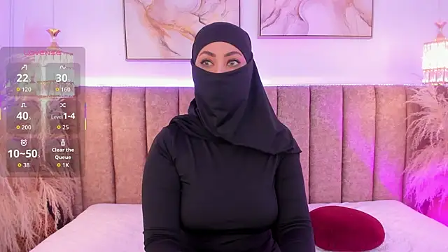 azza   online show from 09/30/25, 12:22