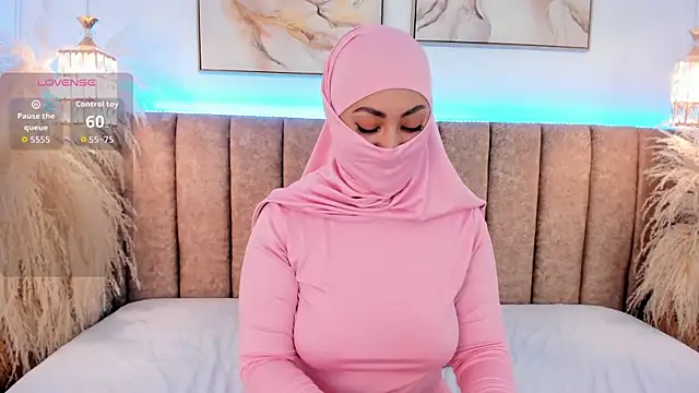 azza   online show from 09/19/25, 11:58