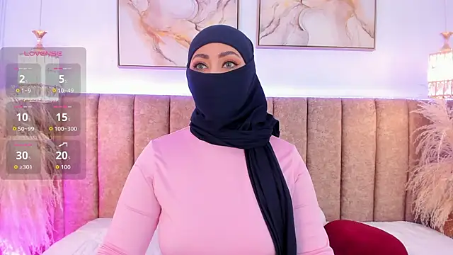 azza   online show from 09/25/25, 12:00