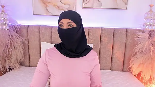 azza   online show from 11/14/25, 12:09