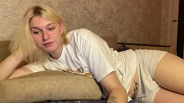 evelina228 online show from 12/04/25, 08:30