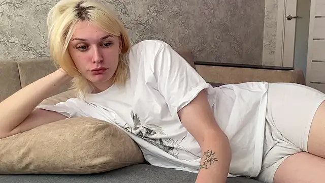 evelina228 online show from 10/09/25, 08:15