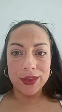 Snapshot of Katia_gh chatting on 11/11/25, 11:20 Katia gh online show from 11/11/25, 11:20