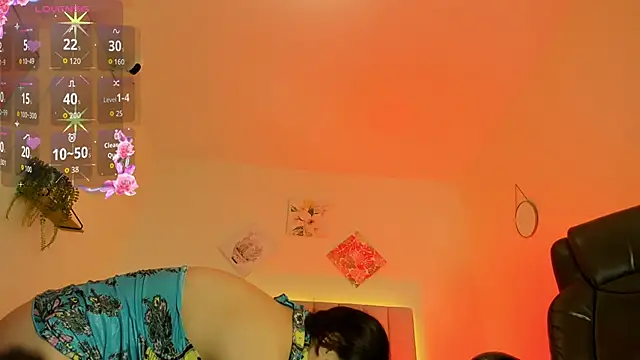 Snapshot of Katia_gh chatting on 11/08/25, 11:25 Katia gh online show from 11/08/25, 11:25