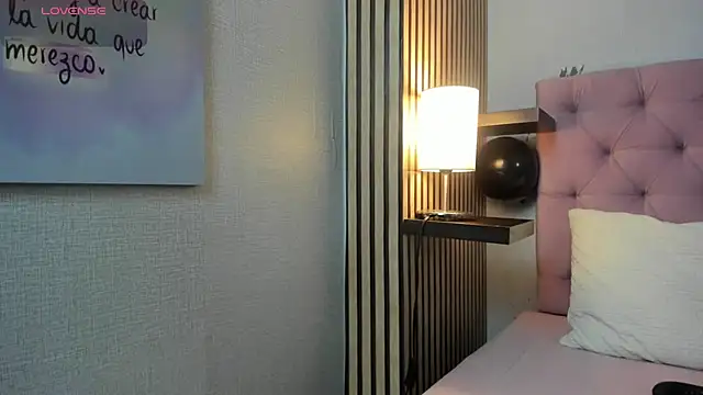 orion  smith online show from 11/11/25, 11:16