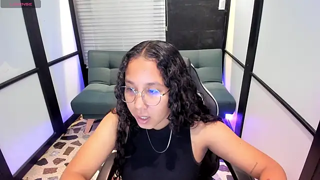 Noahsmitth  online show from 09/30/25, 07:53