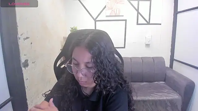 Noahsmitth  online show from 10/04/25, 08:10