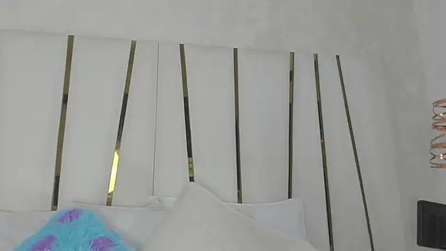 Snapshot of bonnie_sm chatting on 09/28/25, 07:10 bonnie sm online show from 09/28/25, 07:10