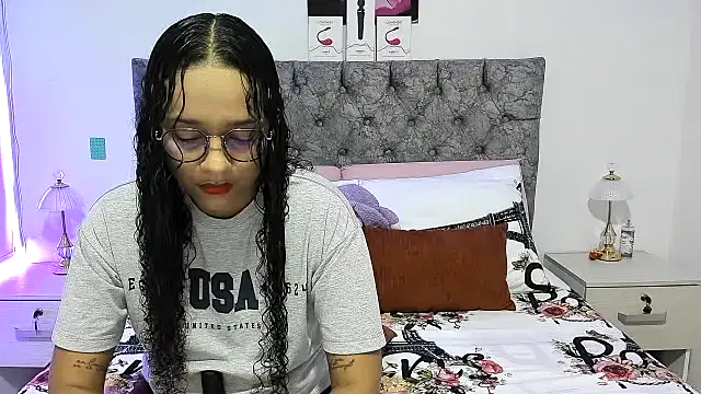 nay and aleja1 online show from 06/30/26, 10:43