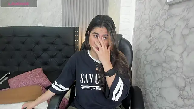 alicy  torres online show from 05/12/26, 12:11