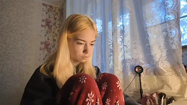 Witching Moon online show from 10/06/25, 07:53