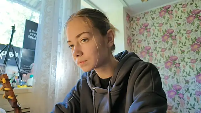 Witching Moon online show from 09/15/25, 07:42