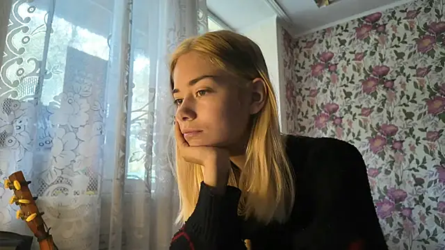 Witching Moon online show from 09/26/25, 07:48