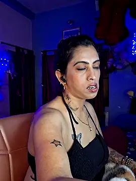 Love Beauty01 online show from 03/29/26, 07:04