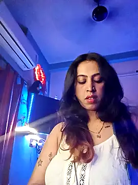 Snapshot of Love_Beauty01 chatting on 03/02/26, 06:59 Love Beauty01 online show from 03/02/26, 06:59