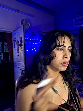 Love Beauty01 online show from 03/14/26, 07:09