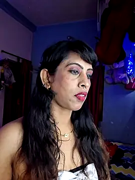 Love Beauty01 online show from 04/13/26, 06:45