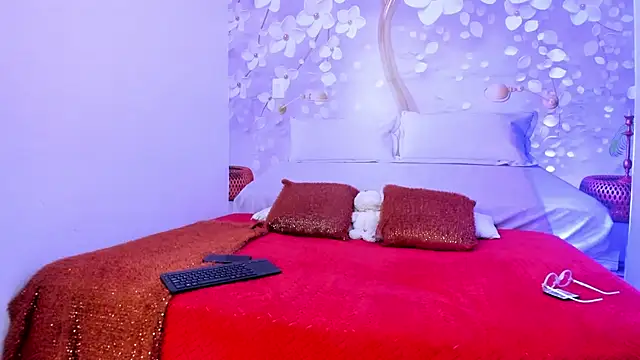 Snapshot of tammy_02_ chatting on 10/21/25, 12:59 tammy 02 online show from 10/21/25, 12:59