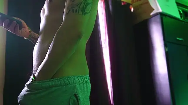 AlphaMasterXxx online show from 02/05/26, 01:29