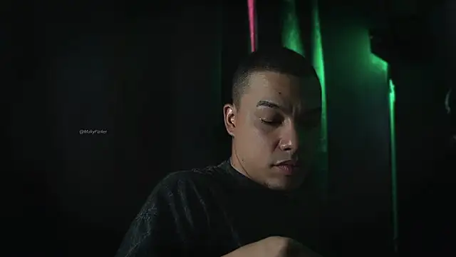 AlphaMasterXxx online show from 02/13/26, 09:48