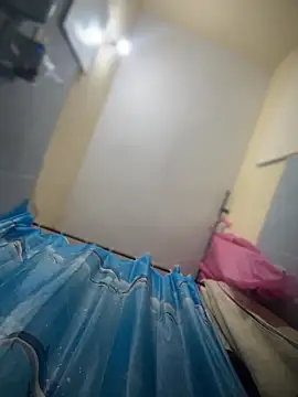 Snapshot of AlphaMasterXxx chatting on 11/02/25, 11:10 AlphaMasterXxx online show from 11/02/25, 11:10