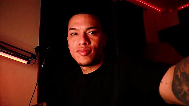 AlphaMasterXxx online show from 10/09/25, 06:14