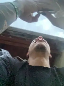 AlphaMasterXxx online show from 12/20/25, 10:56