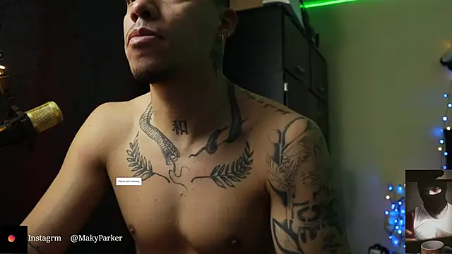 AlphaMasterXxx online show from 12/22/25, 03:12