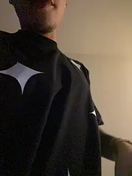 Snapshot of AlphaMasterXxx chatting on 11/07/25, 02:27 AlphaMasterXxx online show from 11/07/25, 02:27