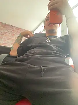 AlphaMasterXxx online show from 05/13/26, 05:42